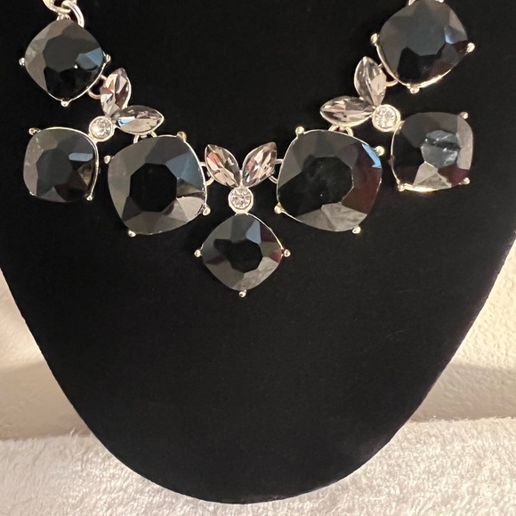 DANA BUCHMAN FASHION NECKLACE, “NEW” - Picture 2 of 11